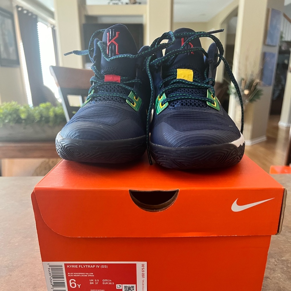 Nike flytrap IV GS
